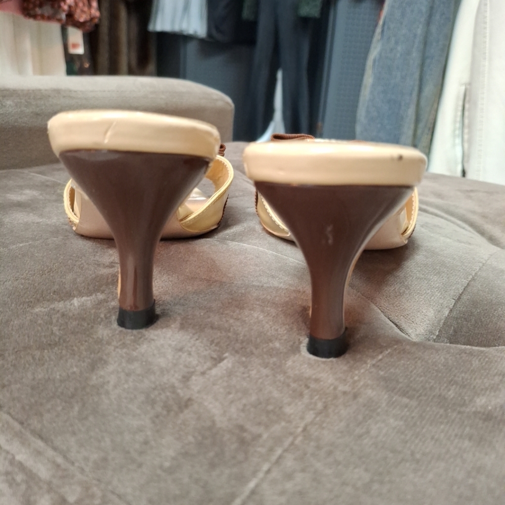 Salvatore Ferragamo bow kitten heel slide ons size 5 - Picture 4 of 7